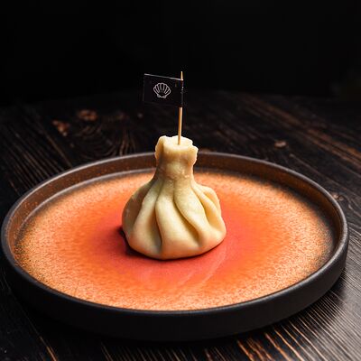 Хинкали с гребешком в The Kabak по цене 310 ₽