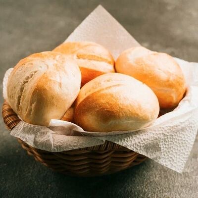 Булочка белая в PANORAMA по цене 50 ₽