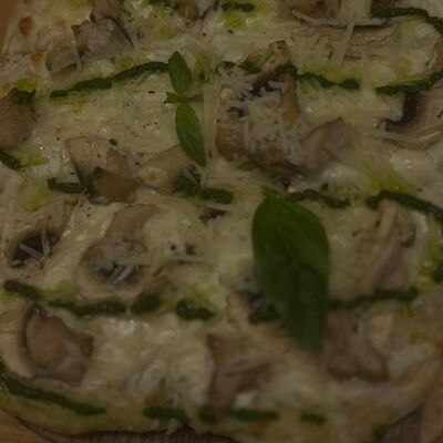 Пицца Жульен в Хлеб & Булки по цене 790 ₽