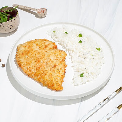 Шницель куриный с рисом в Магбургер & Братья Караваевы по цене 265