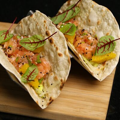 Тако Лосось в Рестобар Гриль 39 по цене 450 ₽