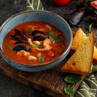 Томатный суп с морепродуктами в Баклажан в ТЦ 