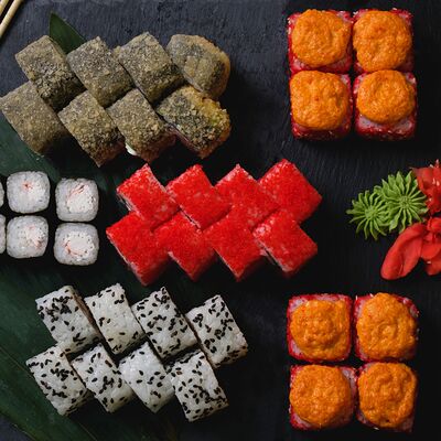 Сет с крабом в Caviar Rolls по цене 2470 ₽