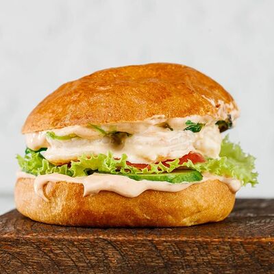 Бургер с креветкой 265гр в Choppers по цене 680 ₽