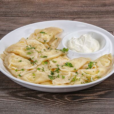 Вареники с черемшой в Даймохк по цене 950 ₽