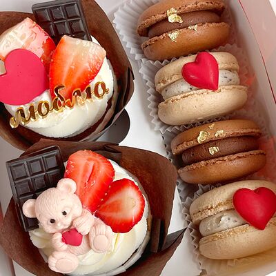 Набор капкейков и макарон Люблю в Tortterry по цене 1450