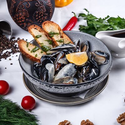 Мидии в сливочном соусе в Тамада по цене 700 ₽