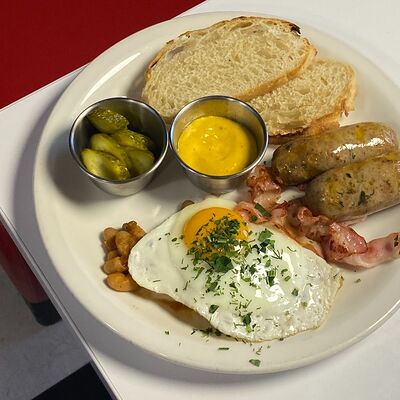 Английский завтрак в Буффет по цене 27 р.