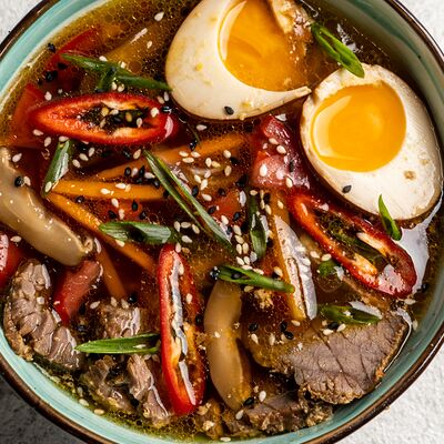 Рамен с говядиной в Сакура по цене 680 ₽