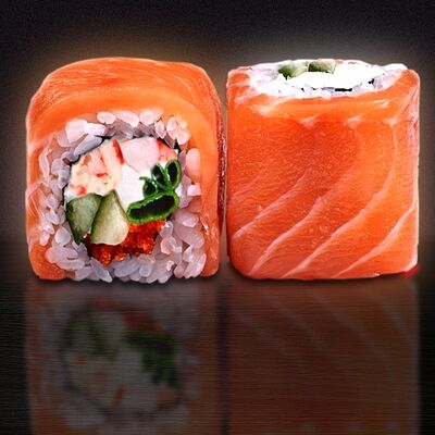 Ролл Лосось по-царски 8шт в Express Sushi по цене 590 ₽