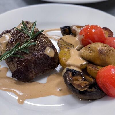 Кантри-стейк в Баловень С по цене 1400 ₽