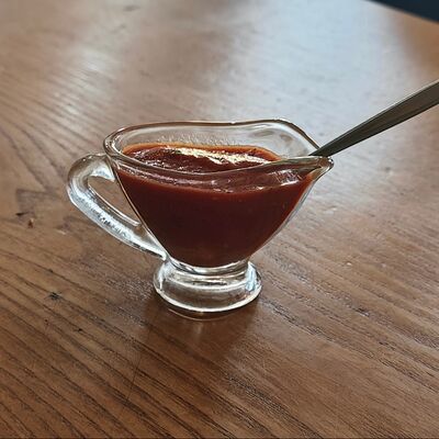 Томатный соус красный в Наш Лаваш по цене 90 ₽