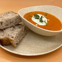 Томатный крем-суп со страчателлой в Native