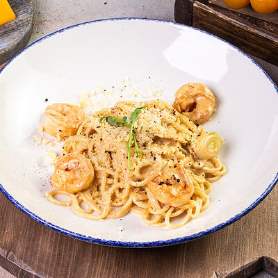 Спагетти с креветками в Чайка по цене 580 ₽