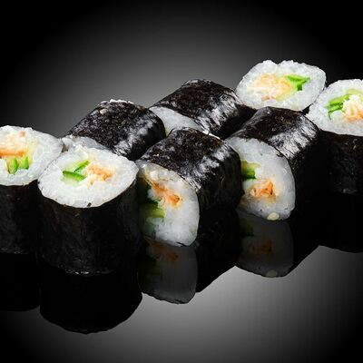 Ролл с угрем в Sushi & More по цене 310 ₽