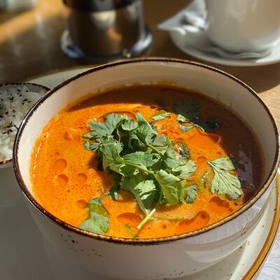 Тот самый Том ям в MON PARIS по цене 840 ₽