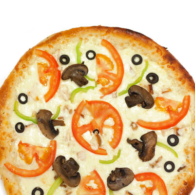 Пицца с курицей и грибами в Hot-Pizza по цене 679 ₽