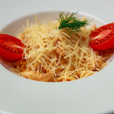 Паста с креветками в соусе Том ям в Хачучачу по цене 820 ₽