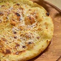 Фокачча с пармезаном в Rose Mary