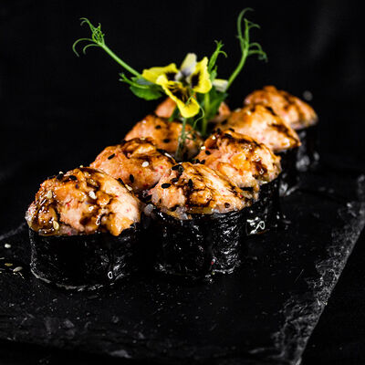 Куба ролл в SushiShop51 по цене 731 ₽