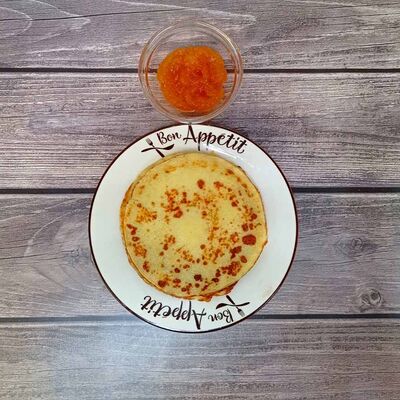 Блины с яблочным джемом в Луна Рыба по цене 160 ₽