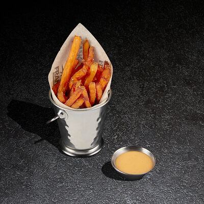 Батат фри с соусом Ким Чи в Frank by Баста по цене 490 ₽