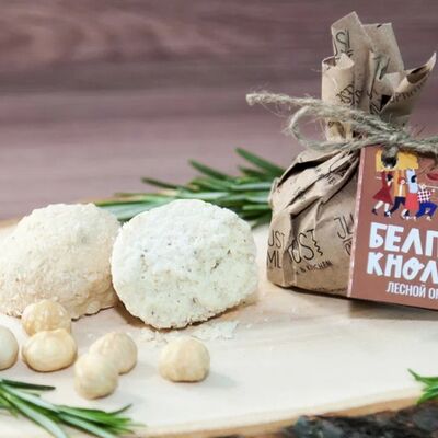 Сыр Белпер Кнолле (лесной орех) в Магазин крафтовых сыров имороженого Creme & Caramel по цене 220 ₽