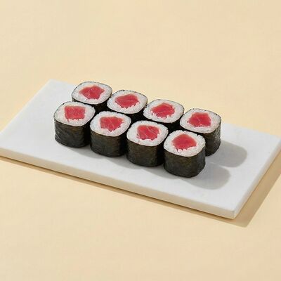 Маки тунец в Kasabi Wooo по цене 350 ₽