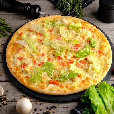 Пицца Цезарь в Несушка по цене 550 ₽