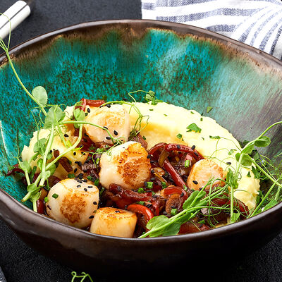 Гребешки с картофельным пюре в Mojo по цене 680