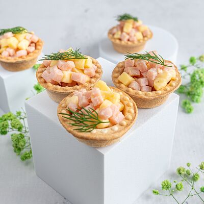 Тарталетки с ветчиной и сыром в KanapeFest по цене 2748 ₽