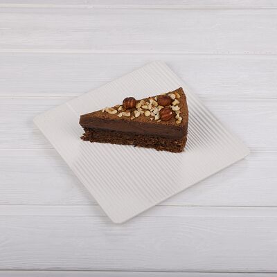 Гато с фундуком в Double Coffee по цене 3750 ₸