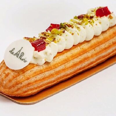 Эклер фисташка-малина в Блеск по цене 180