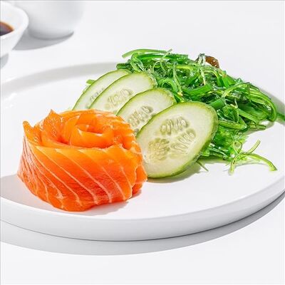 Сашими с лососем в SeabasSushi по цене 1395 ₽