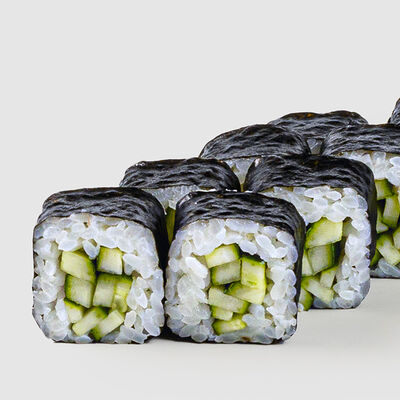 Ролл с огурцом в СУШИБОКС по цене 204 ₽