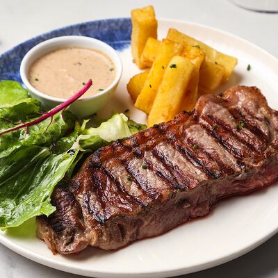 Стейк стриплойн в SAGA по цене 1920 ₽