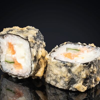 Горячий ролл с лососем в Мушу по цене 350