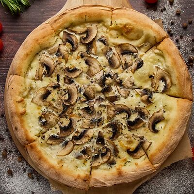 Пицца Фунги в Rozanna по цене 565 ₽