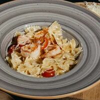 Фарфалле с креветками в MOOD