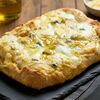 Римская пицца 5 сыров (моцарелла, таледжио, горгонзола, пармезан, качотта) в Fatucci Fine Food по цене 1100
