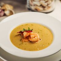 Том ям с морепродуктами в Saint Jacques