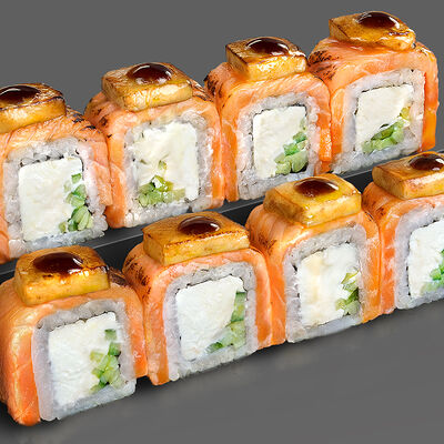Опаленный ролл Филадельфия с фуа-гра в Tao Sushi Lab по цене 1690 ₽