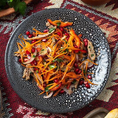 Салат Кавказскийв Хинкальная по цене 595 ₽