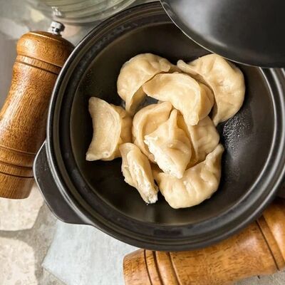 Вареники с творогомв Легенда по цене 490 ₽