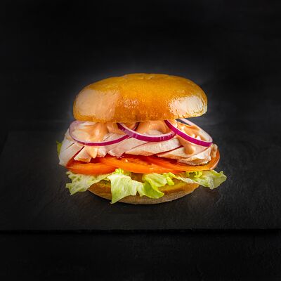 Бургер Цезарь с куриным филев Тёрка по цене 644 ₽