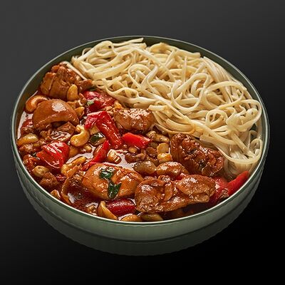 Цыплёнок с кешью и с лапшой Wok в Большой ФО по цене 297 ₽