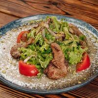 Салат с бараньими язычками и ореховым соусом в Arnamal