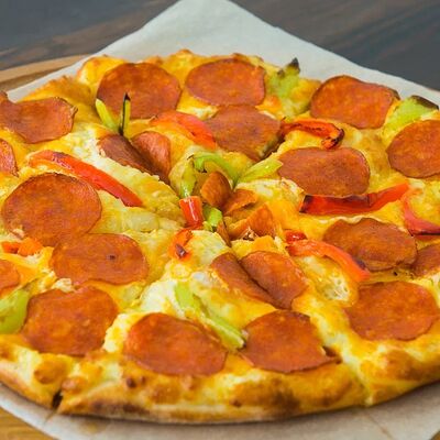 Хачапури по-мегрельски с пепперони в Хинкали-Дали по цене 580 ₽