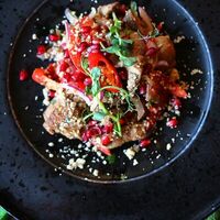 Грузинский салат с куриной печенью в Ресторан Вилка