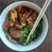 Wok с уткой в Dorama